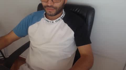     online show from 04/05/26, 02:03