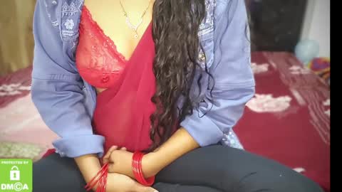 Snapshot of desicoupleshow chatting on 01/05/25, 03:45 Eva and Adam online show from 01/05/25, 03:45