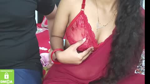 Snapshot of desicoupleshow chatting on 01/13/25, 01:06 Eva and Adam online show from 01/13/25, 01:06