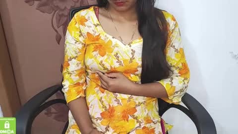 Snapshot of desicoupleshow chatting on 02/26/25, 01:52 Eva and Adam online show from 02/26/25, 01:52