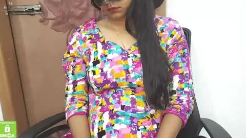 Snapshot of desicoupleshow chatting on 03/05/25, 01:42 Eva and Adam online show from 03/05/25, 01:42