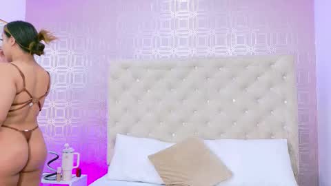 Sara Desire online show from 09/12/25, 12:16