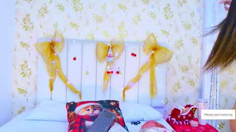 Sara Desire online show from 12/18/25, 12:22