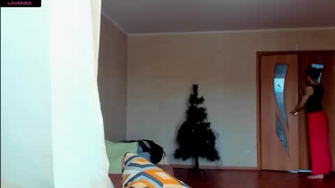 Snapshot of desired_zoya chatting on 12/16/25, 06:40 desired zoya online show from 12/16/25, 06:40