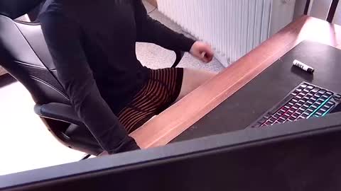 lecram online show from 04/29/26, 08:40