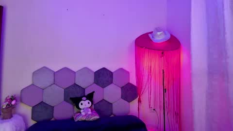 TORI AND MR. BEAR online show from 05/07/26, 06:24