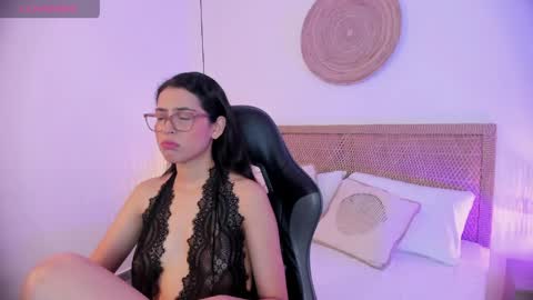 desire online show from 04/15/26, 12:45