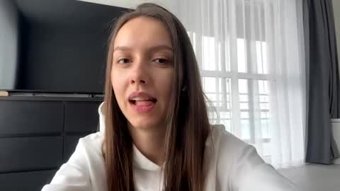 Ksenia online show from 04/07/26, 03:40