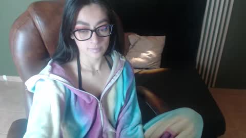 Desiring Angel online show from 12/18/24, 10:30