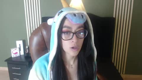 Desiring Angel online show from 12/18/24, 01:34