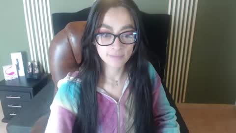 Desiring Angel online show from 12/18/24, 04:39