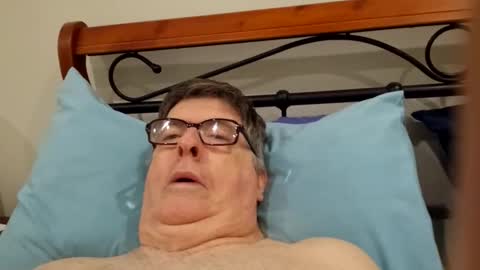 Desmon1958 online show from 04/08/26, 08:31