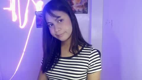 Snapshot of dess_morena chatting on 06/18/26, 08:58 Dess online show from 06/18/26, 08:58