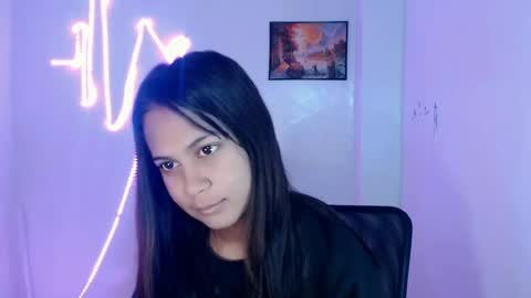 Snapshot of dess_morena chatting on 06/20/26, 04:59 Dess online show from 06/20/26, 04:59