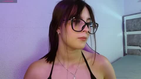 destinya_ online show from 05/06/26, 05:07