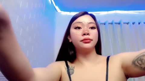 ROXIE  online show from 02/11/25, 06:40