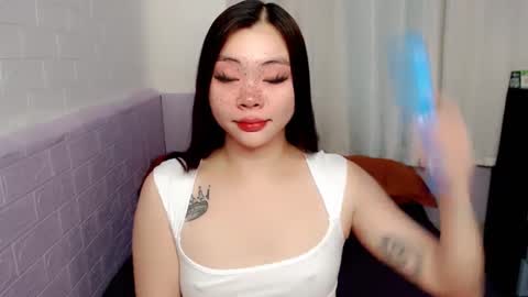 ROXIE  online show from 02/19/25, 02:44