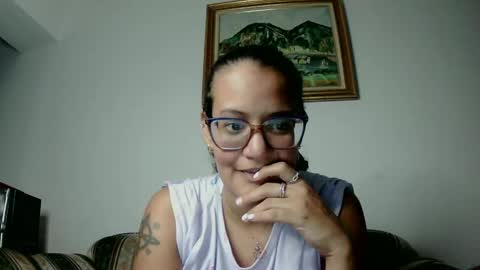 Snapshot of destrukturada chatting on 04/11/26, 06:40 Destrukturada online show from 04/11/26, 06:40