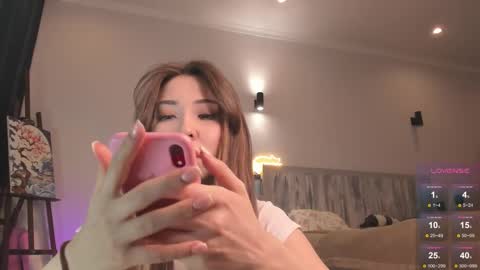 Deva online show from 11/08/25, 10:04