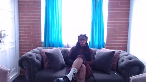 devi_black_13_ online show from 02/02/26, 07:23