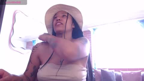 devi_black_13_ online show from 02/09/26, 05:39