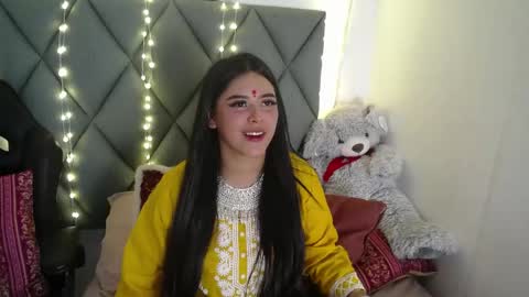 devika online show from 04/04/26, 07:11