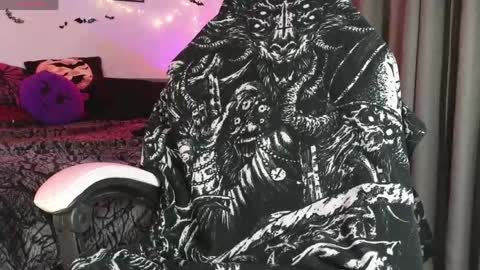 devil_s_bride online show from 04/12/26, 04:12