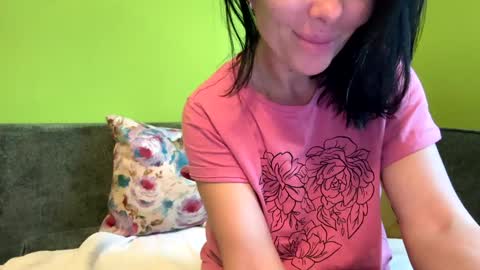 Tina online show from 10/20/25, 05:08