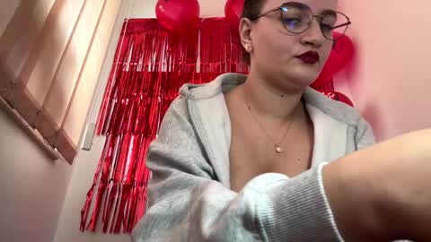 Anna online show from 02/14/25, 12:14