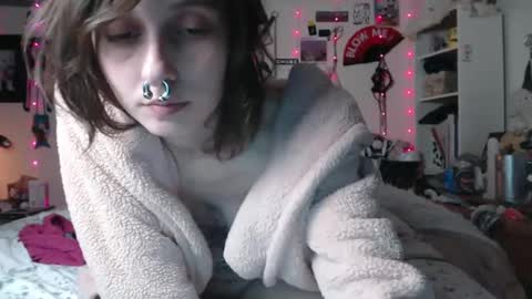 poutyangel online show from 12/28/24, 07:22