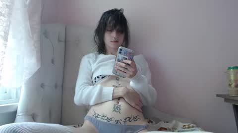 poutyangel online show from 09/25/25, 06:44