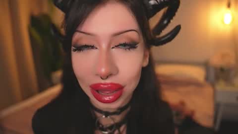  CIBELLE  online show from 11/01/25, 04:09