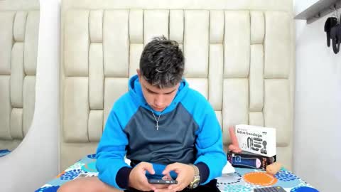 Devil online show from 11/22/25, 02:43