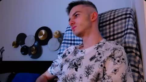 devin_ho online show from 01/11/26, 12:59