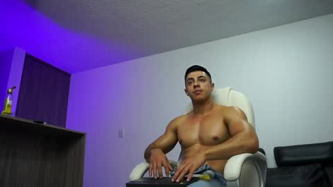 Devin Hunter online show from 01/18/25, 04:59