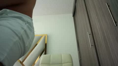 Devin Hunter online show from 10/01/25, 03:29