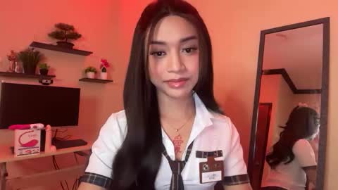 Snapshot of devine_goddessx chatting on 09/21/25, 09:33 Devine Greyson online show from 09/21/25, 09:33