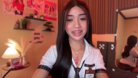 Snapshot of devine_goddessx chatting on 10/07/25, 01:08 Devine Greyson online show from 10/07/25, 01:08