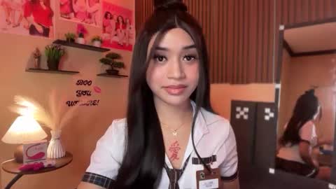 Snapshot of devine_goddessx chatting on 10/08/25, 11:30 Devine Greyson online show from 10/08/25, 11:30