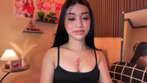 Snapshot of devine_goddessx chatting on 11/18/25, 07:51 Devine Greyson online show from 11/18/25, 07:51