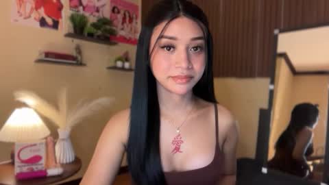 Devine Greyson online show from 12/22/25, 10:12