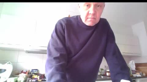 Devon online show from 02/10/25, 01:55