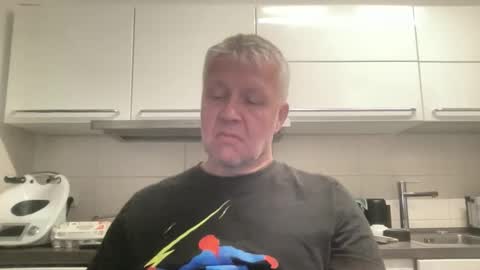 Devon online show from 09/21/25, 09:49