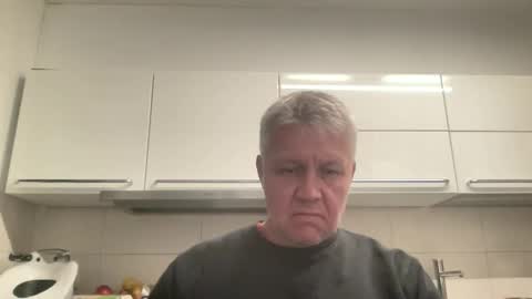 Devon online show from 09/28/25, 10:48