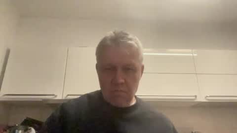 Devon online show from 02/05/26, 01:10