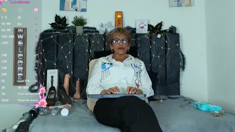 Devora online show from 12/05/25, 07:21