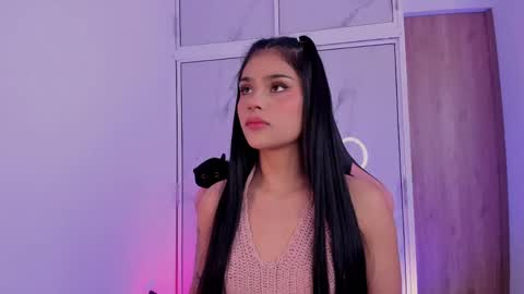 Sara 3 online show from 04/12/26, 08:14