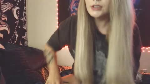 devyn winter online show from 03/30/26, 05:25