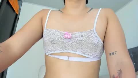 thumb up me please its important online show from 02/14/26, 09:28