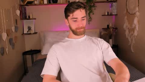 Snapshot of dexter_dexx chatting on 10/20/25, 10:43 Dexter online show from 10/20/25, 10:43